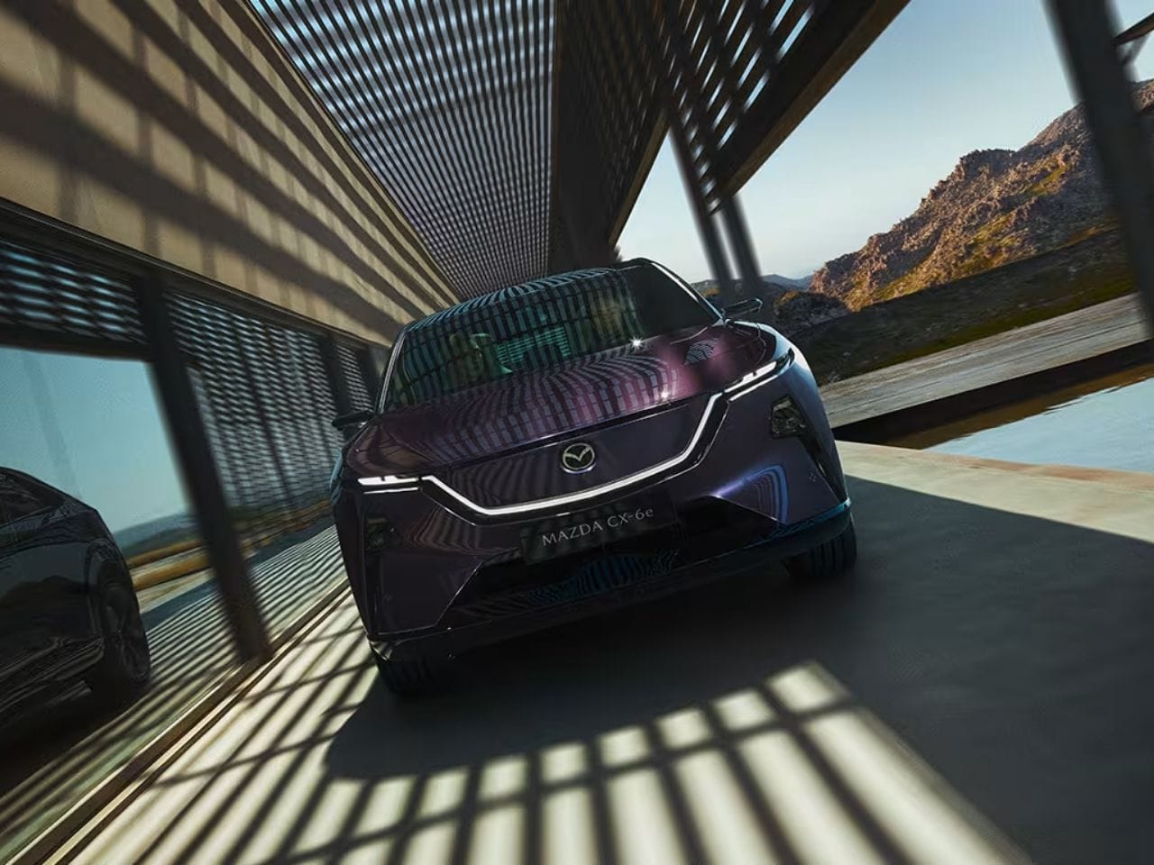 Mazda CX-6e